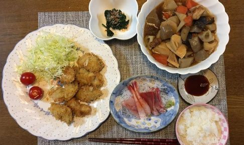 筑前煮・カキフライ・ほうれん草のおひたし